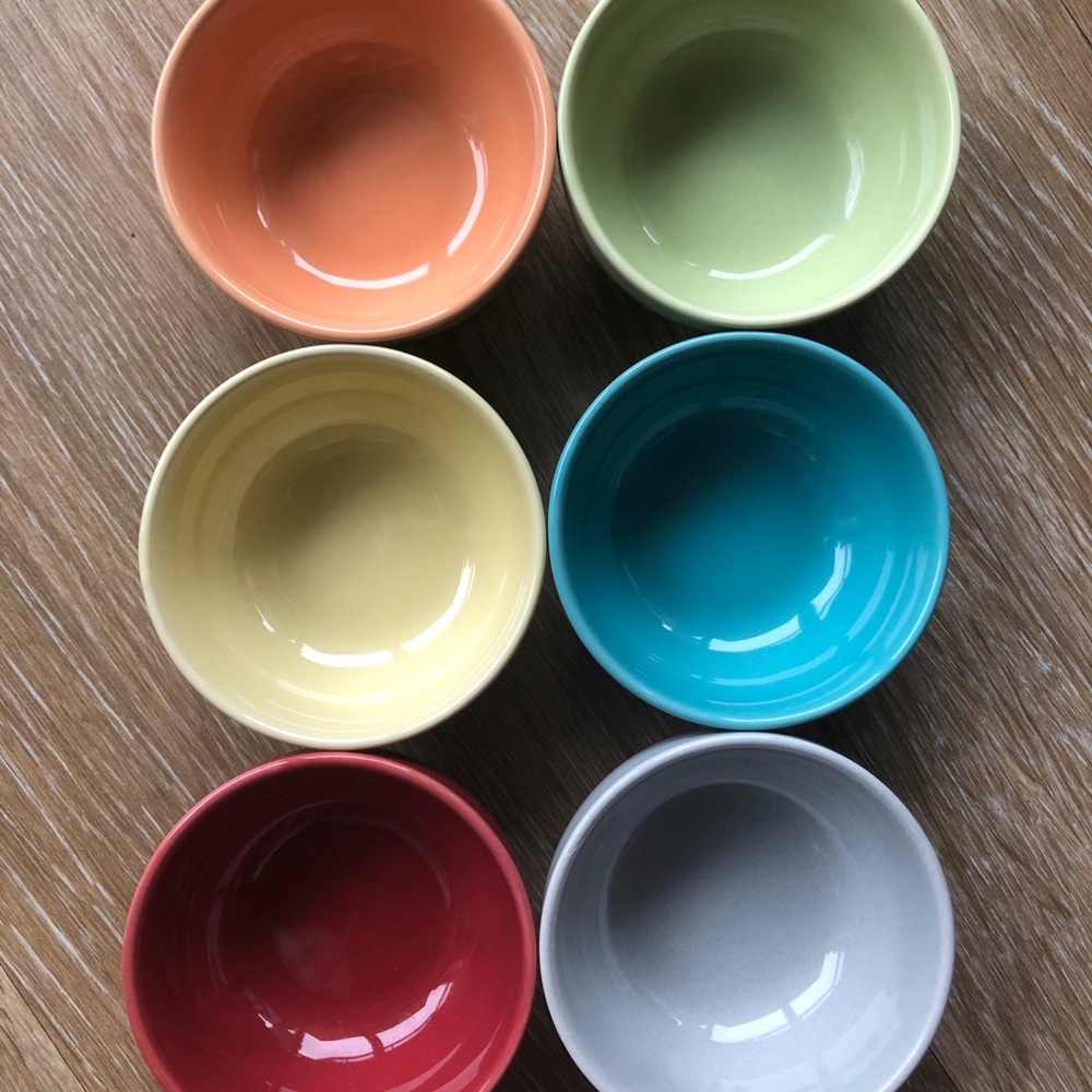 6 Colourful Condiment Bowls